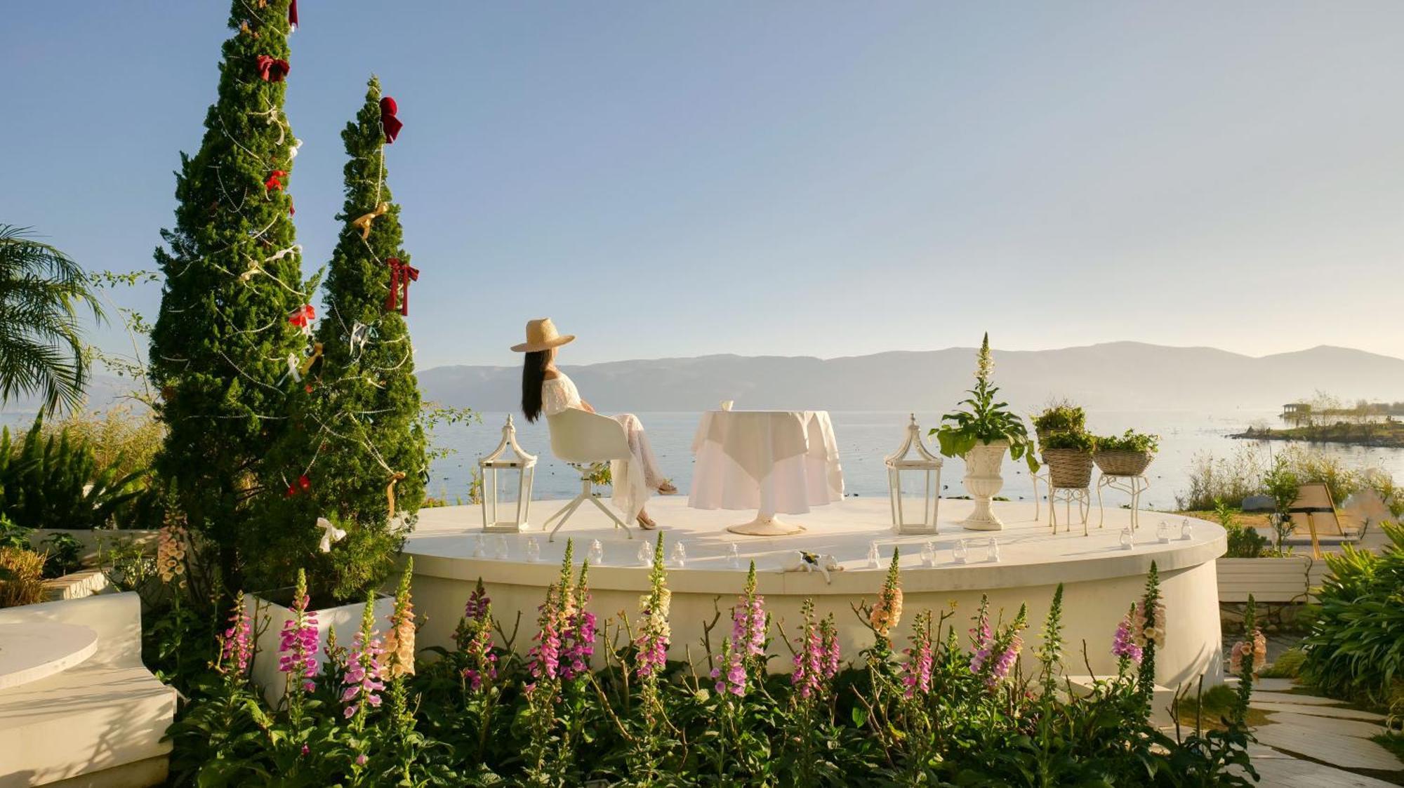 Dali Nest Secret Garden Lake View Inn Dış mekan fotoğraf
