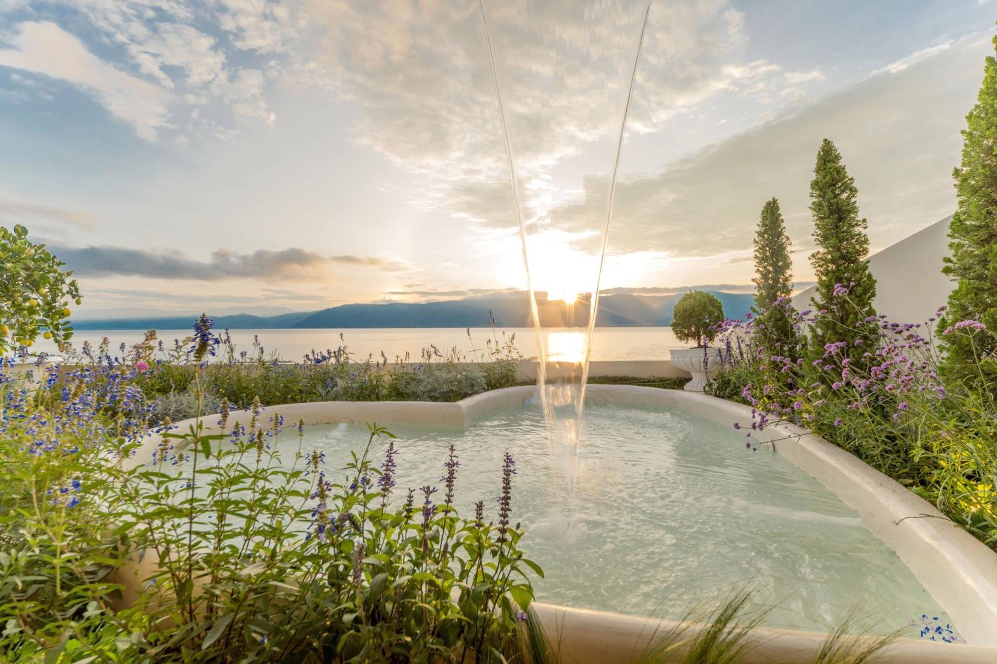 Dali Nest Secret Garden Lake View Inn Dış mekan fotoğraf