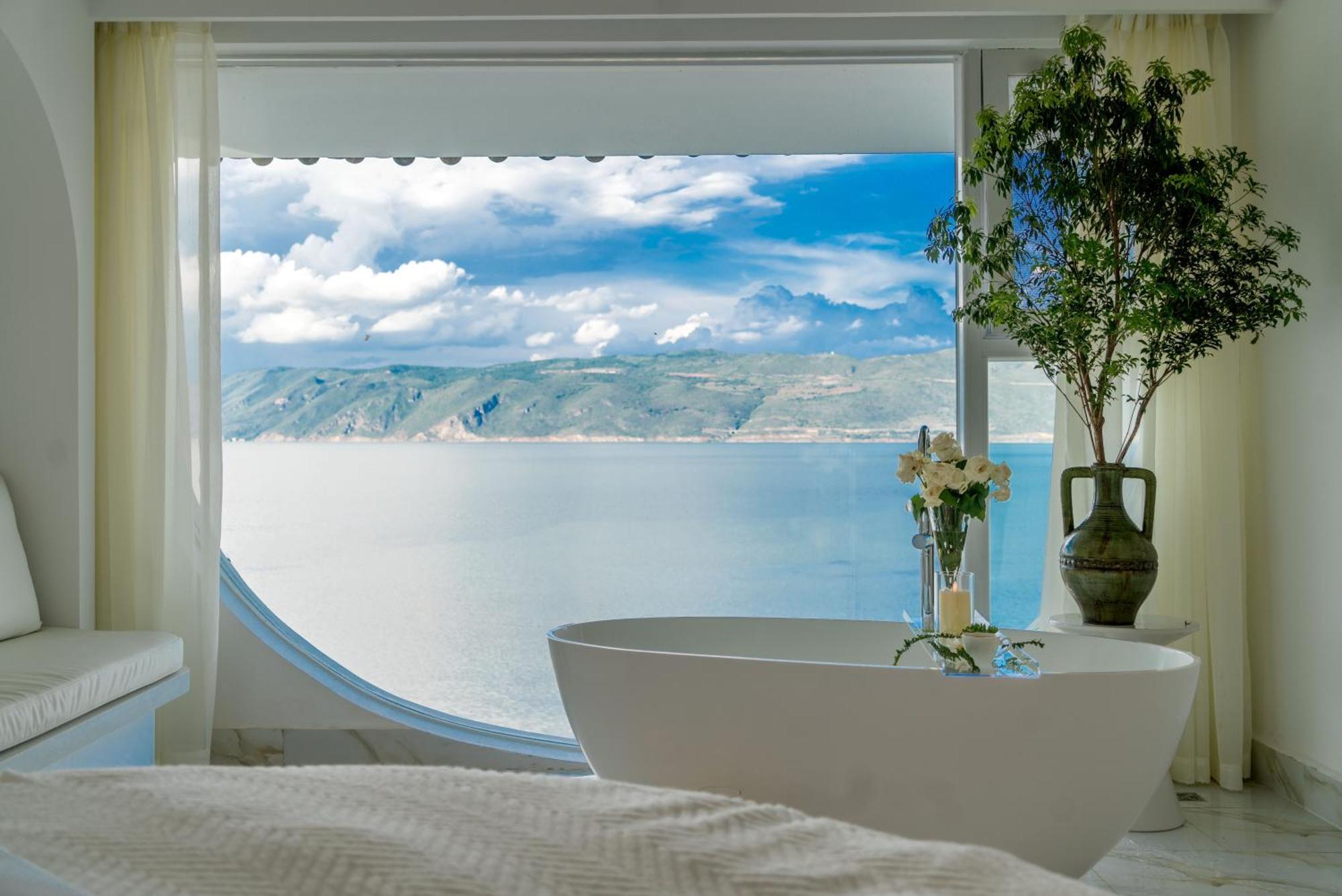 Dali Nest Secret Garden Lake View Inn Dış mekan fotoğraf